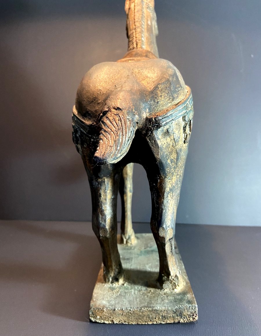 Chine, circa 19﻿60/1970,  Cheval en bois laqué dans l'esprit des créations de l'époque Tang.-photo-5