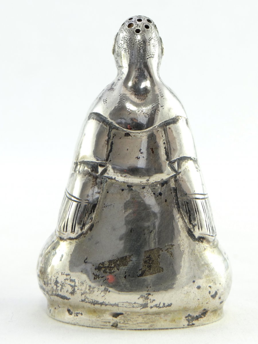 China, Mid 20th Century, Pair Of Silver Salt Shakers Representing Bodhisattva.-photo-3