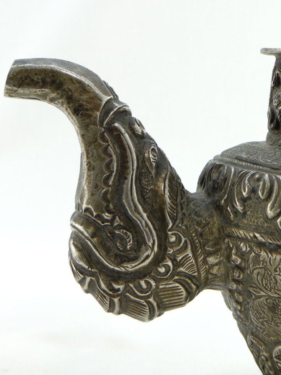 Tibet, Early 20th Century, Repoussé Silver Teapot.-photo-6
