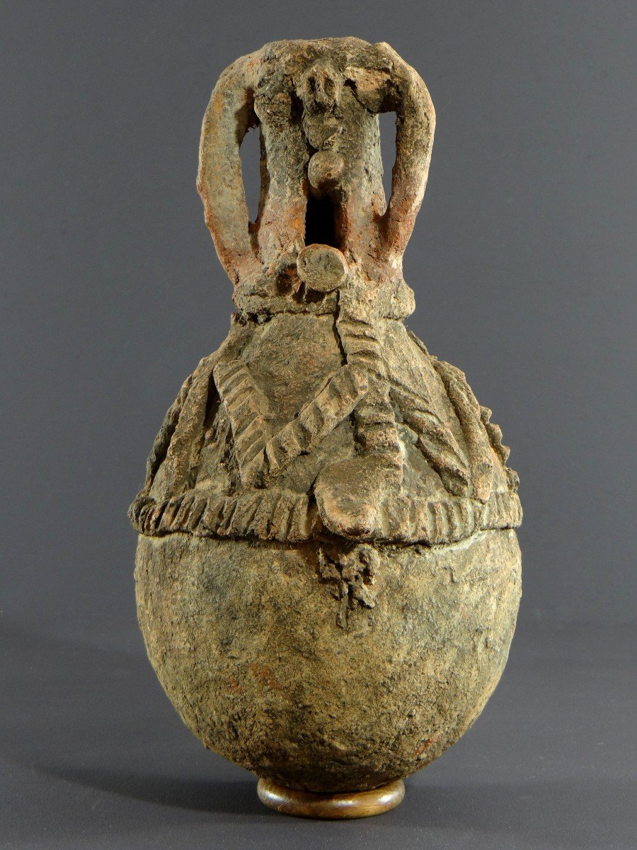 Nigeria, Cham-mwana People, XIXth Century, Anthropomorphic Kwandalha Container.