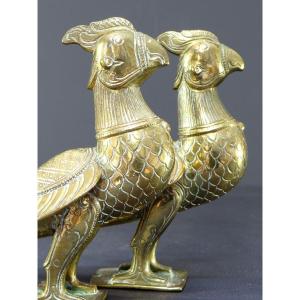 Iran Or India, Mid-20th Century, Pair Of Bronze Birds In Indo-persian Style.