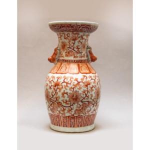China - Late Qing Or Minguo, Circa 1900-1920, Porcelain Baluster Vase With Enamel Decoration.
