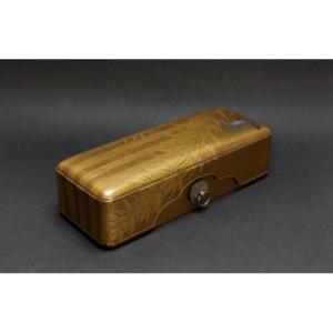 Japan - Edo Period (1601-1868), Fumibako In Gold Kinji Lacquer And Nashiji Background With Bamboo Decoration.