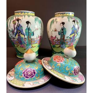 China, Mid 20th Century, Pair Of Richly Decorated Porcelain Jars With Lids.
