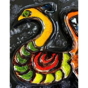 Allemagne, Années 1960, Plaque En Céramique émaillée Polychrome Figurant Un Paon.