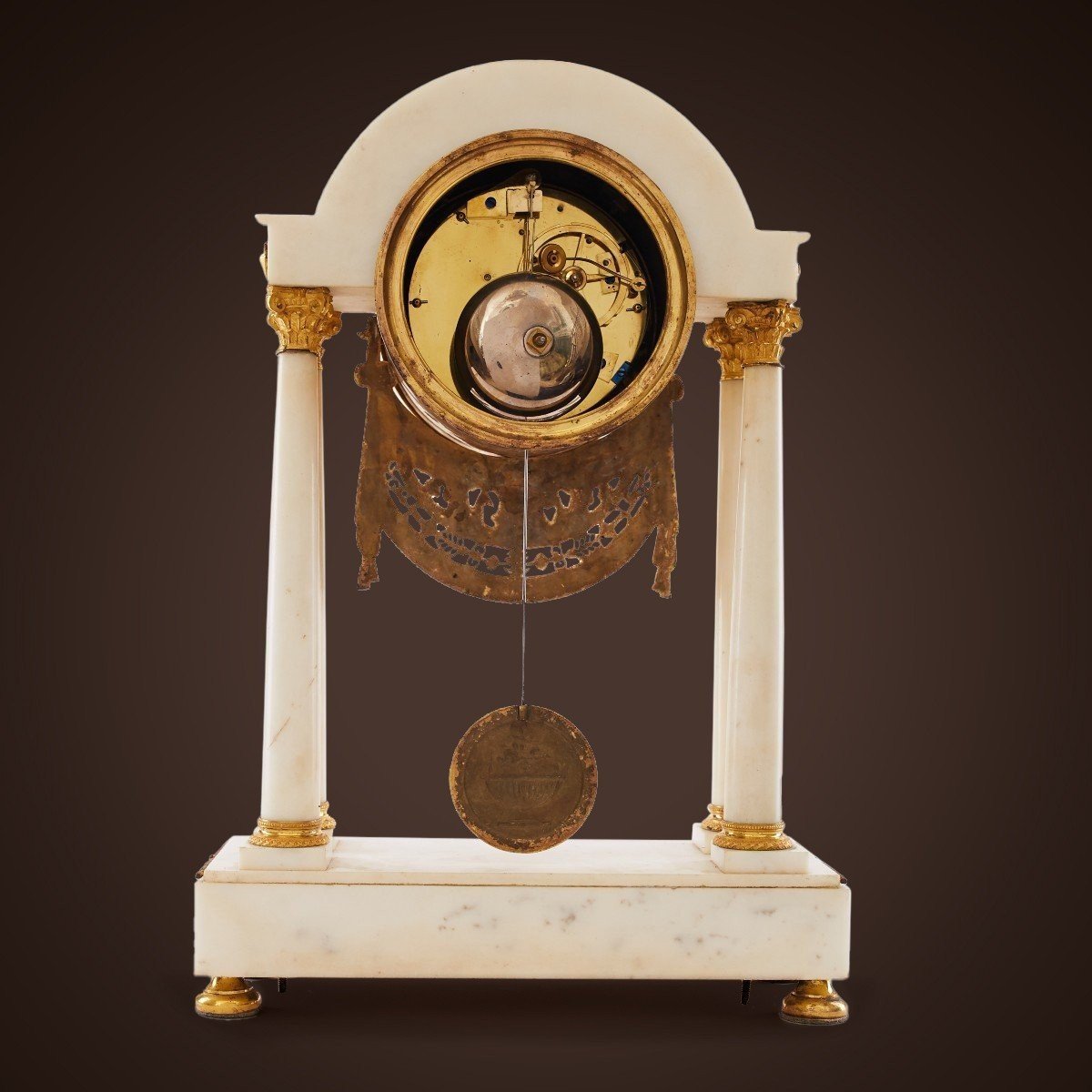 A 18th Century Gilt Bronze And White Marble Portico Clock-photo-3