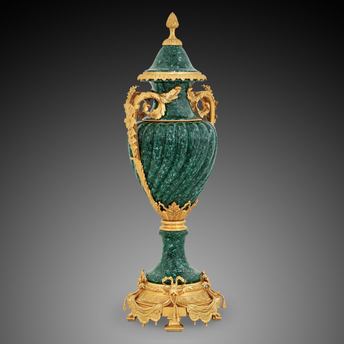 Paire De Vases En Malachite Du 20ème Siècle, De Style Louis XVI.-photo-3