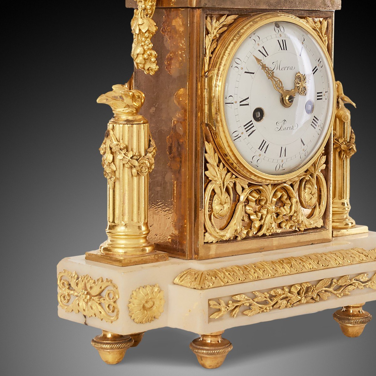 Pendule De Cheminée 18ème Siècle Epoque Louis XV Par Merra à Paris-photo-1