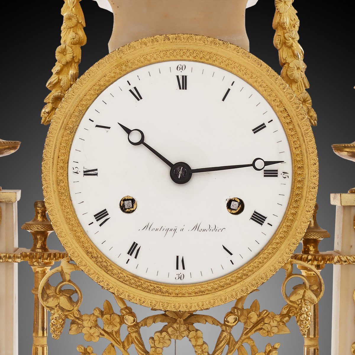 18th Century Mantel Clock Louis XV Period By Moutiguij In Moudidier-photo-2