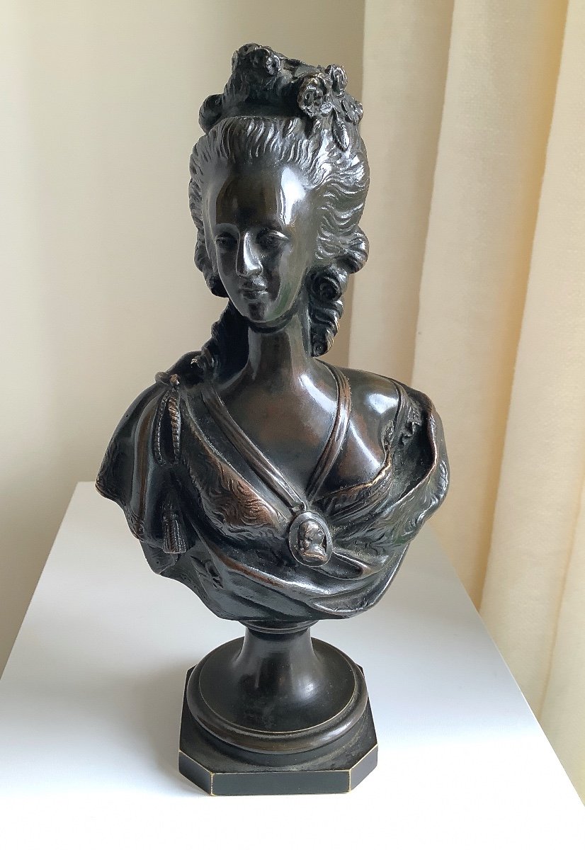 Buste De Marie-Antoinette. Bronze d'Après F. Lecomte, Fondeur A. Daubrée-photo-4