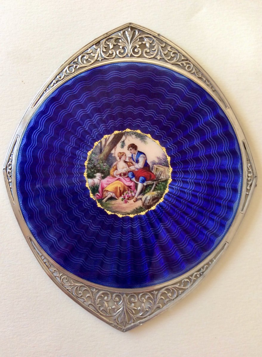 Plate In Email And Silver. Galante Scene.