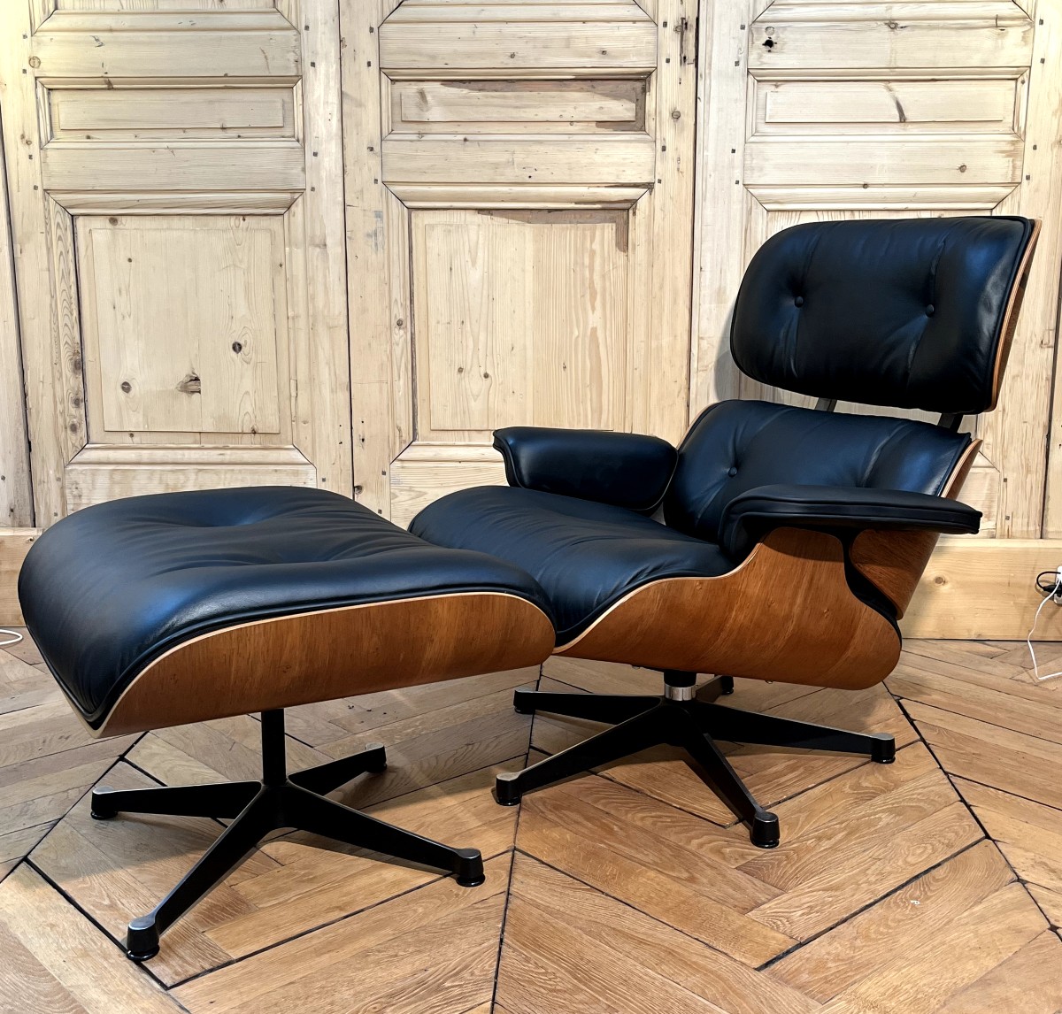 Charles & Ray Eames - Lounge Chair And Ottoman - Vitra Edition