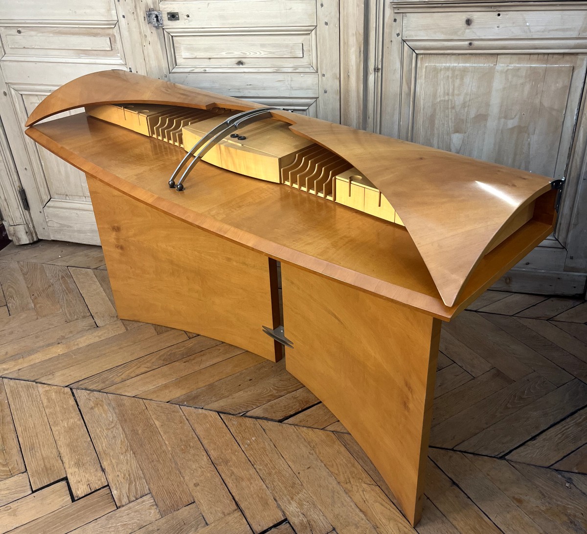 Entrance Console Desk Model "carlton House Butterfly" By Jaime Tresserra-photo-2