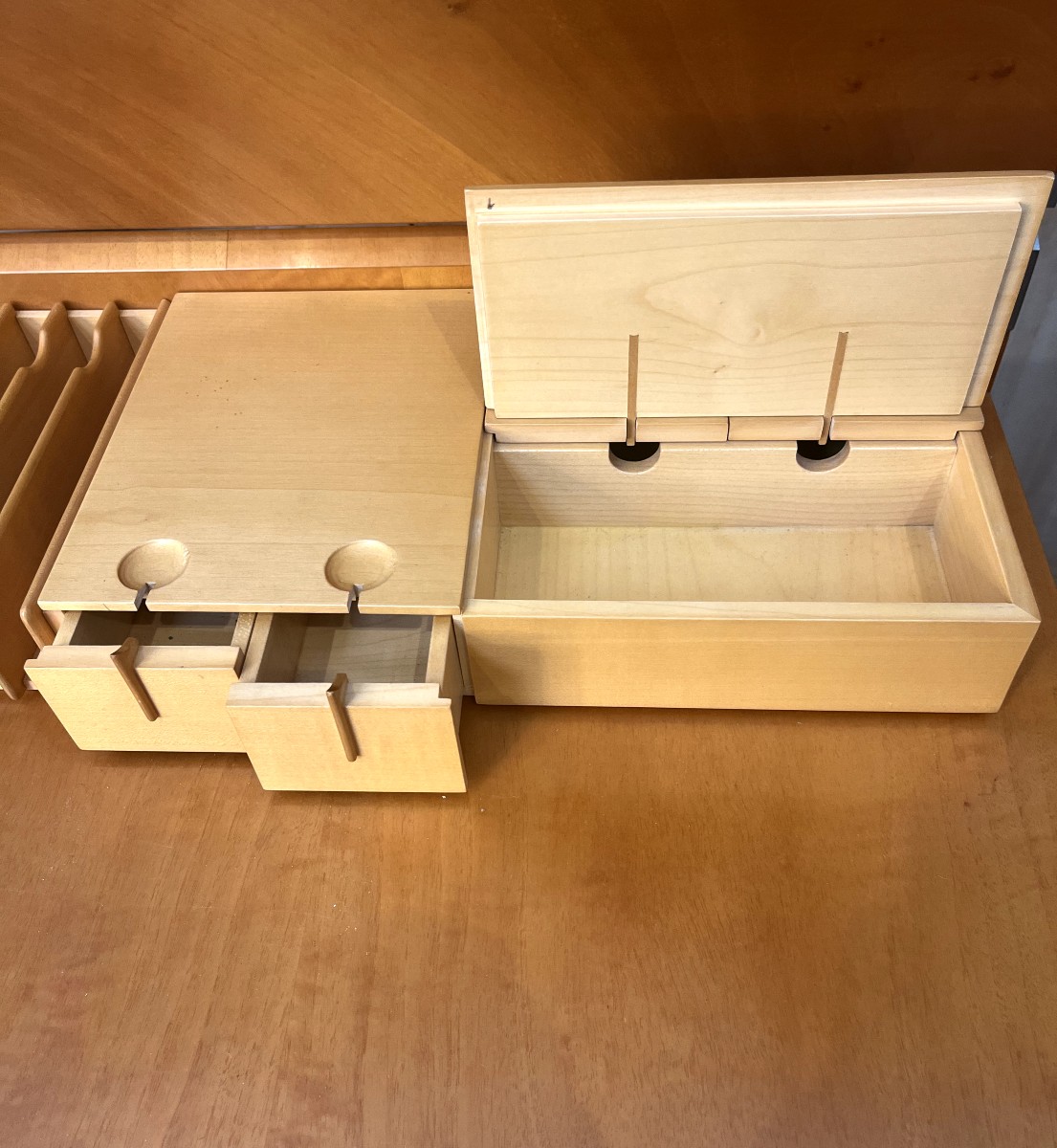 Entrance Console Desk Model "carlton House Butterfly" By Jaime Tresserra-photo-4