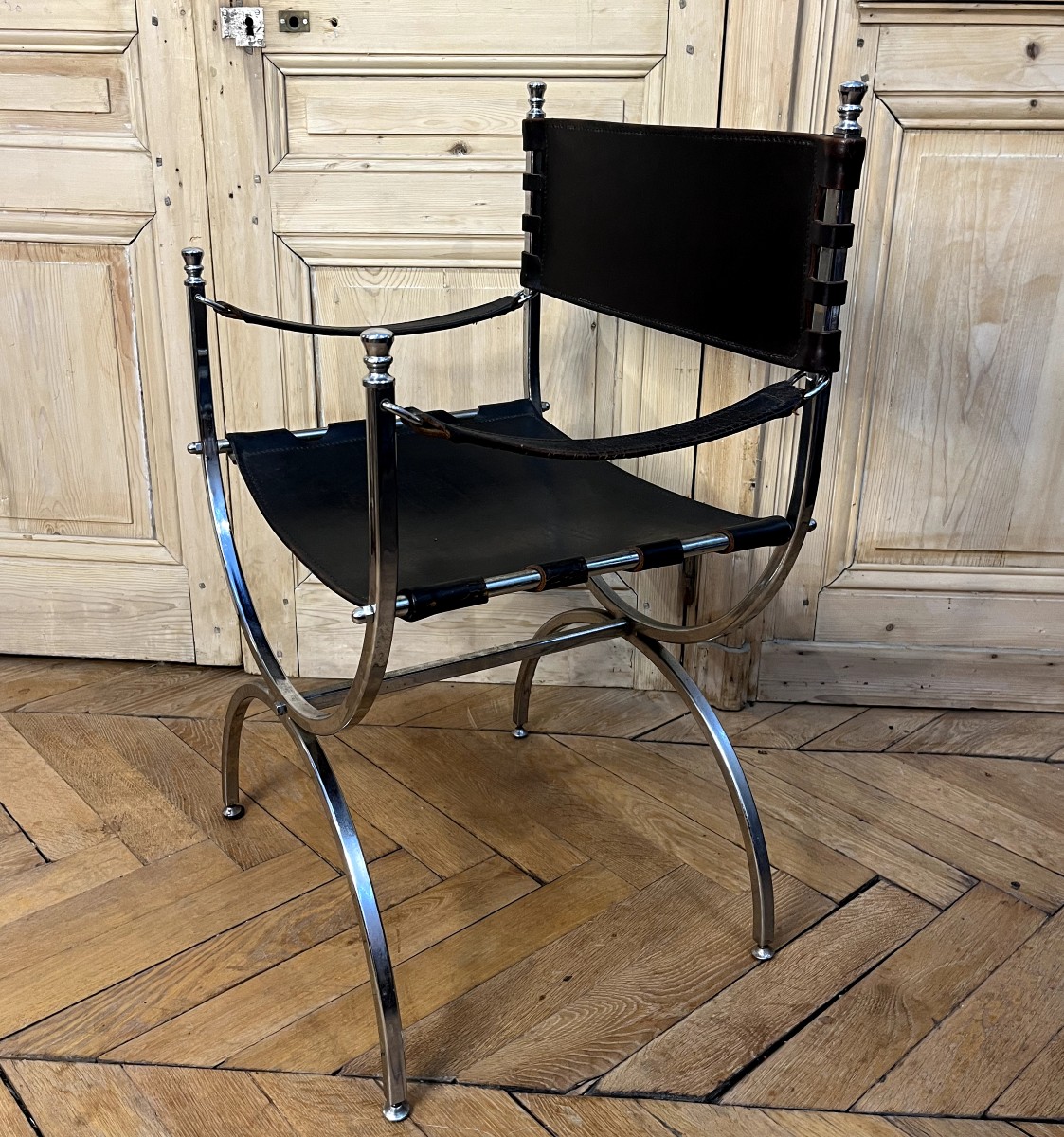  Suite de 4 Fauteuils modèle  SAVONAROLA   Maison JANSEN   1970-photo-3