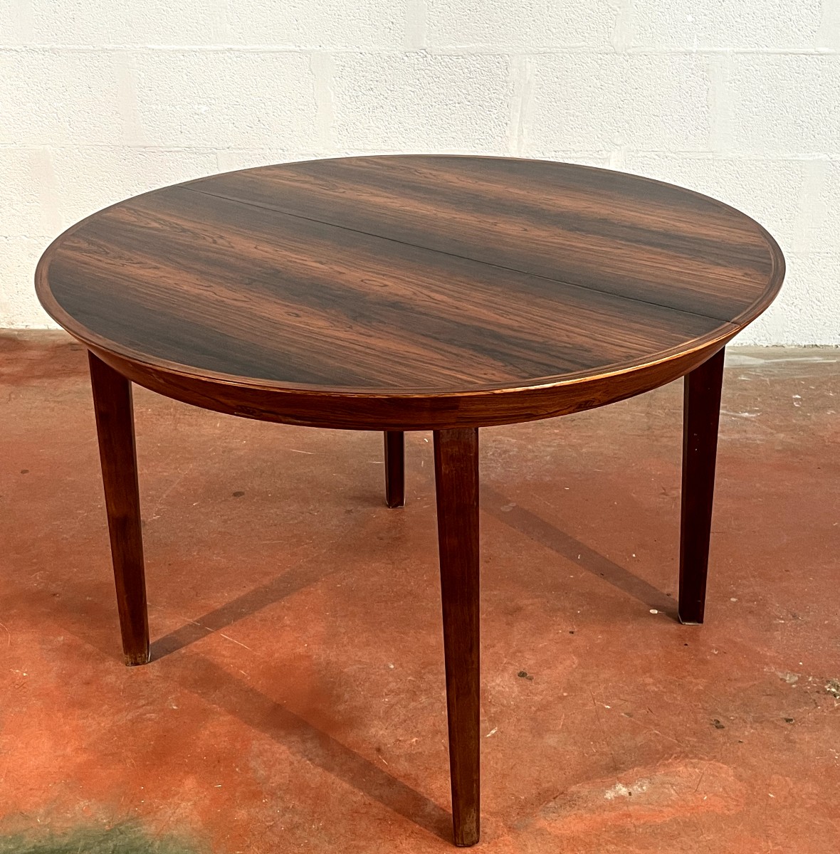 Ole HALD  Table ronde modèle "33" à double extension  Danemark 1960