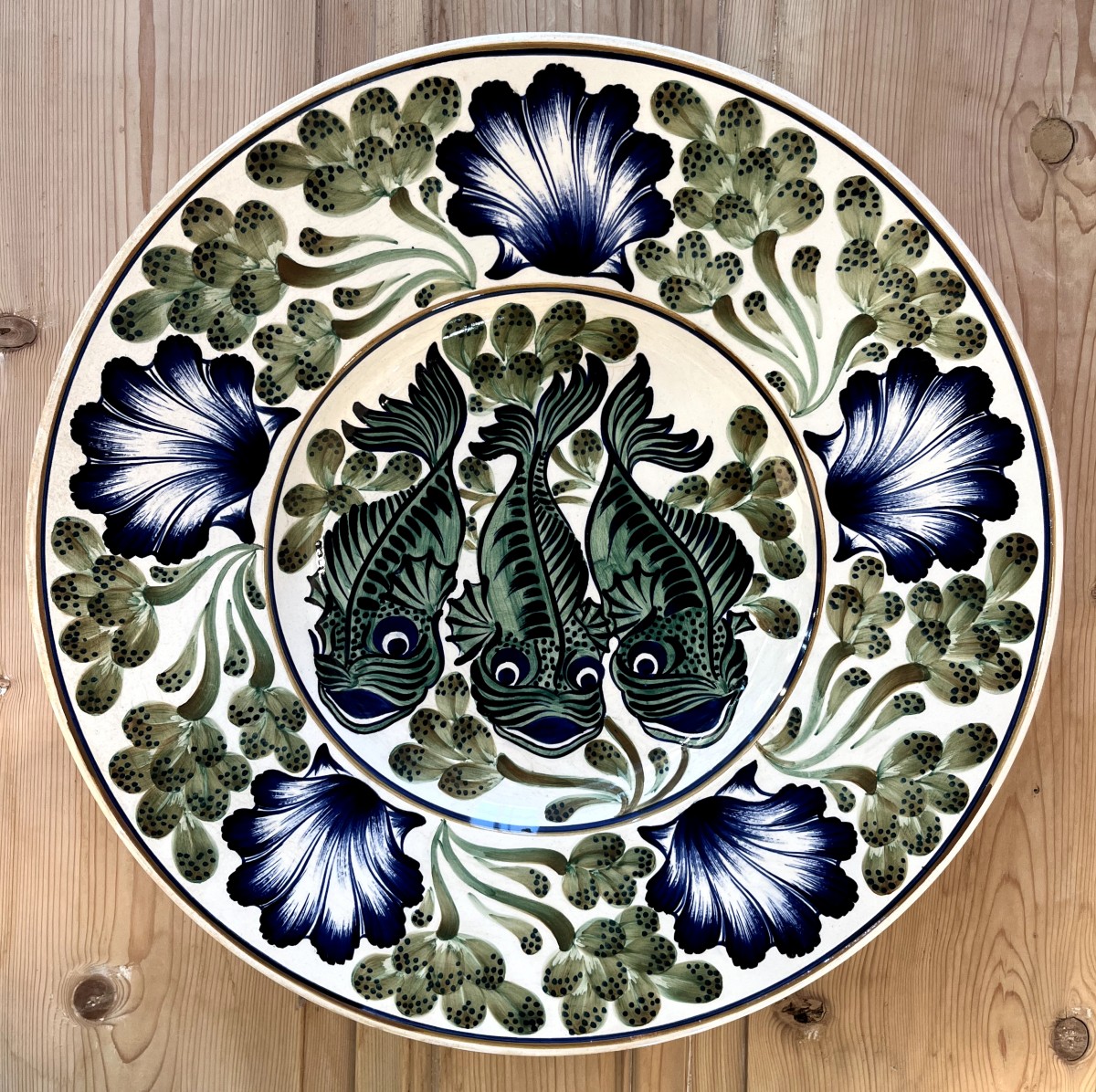 ALUMINIA- Royal Copenhagen Important plat à décor de Fleurs et Poissons-photo-2