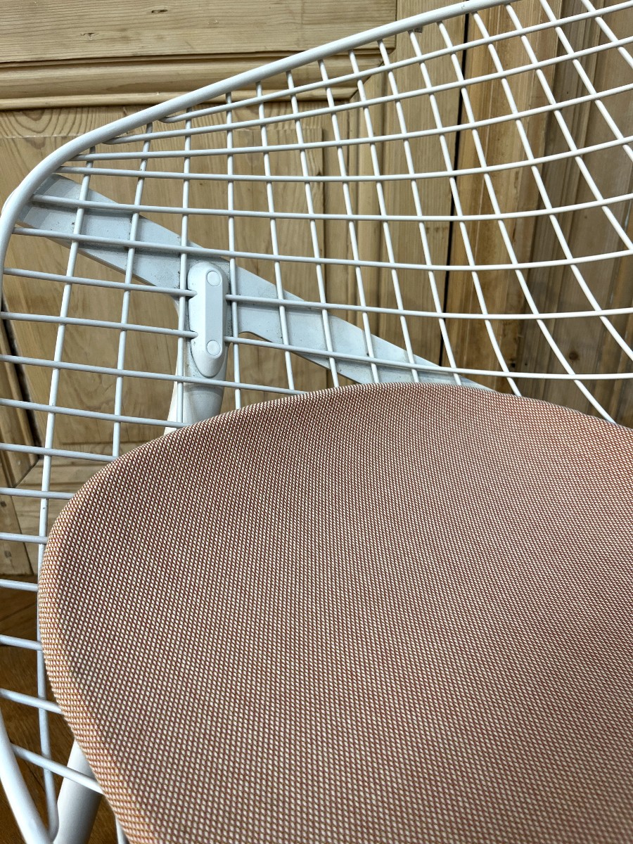 Paire de chaises KOBI by Alias + Table d’appoint BOMA by Kettal -photo-7