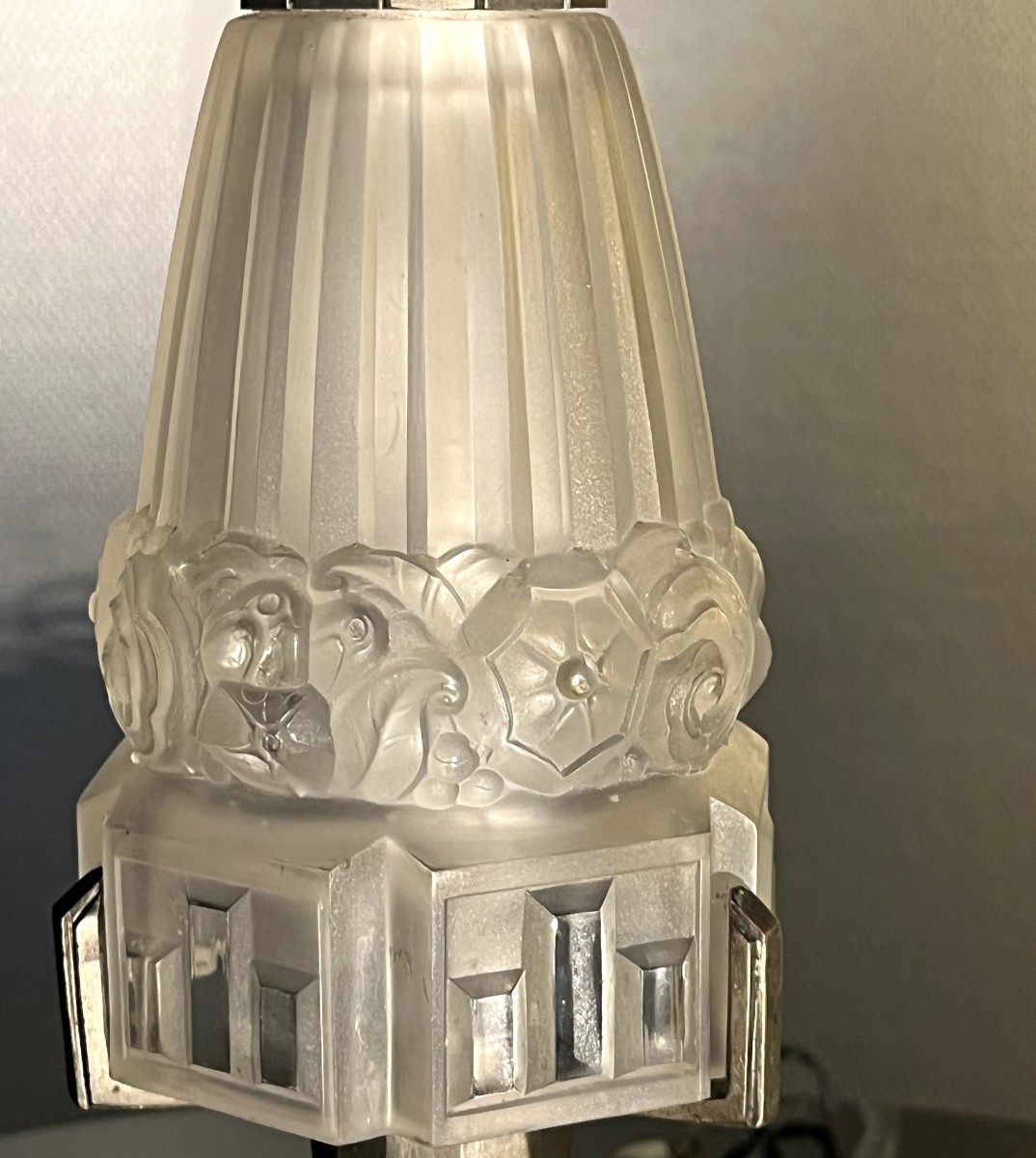 Lampe Art Déco à piètement en bronze à finition nickelée France 1930-photo-5