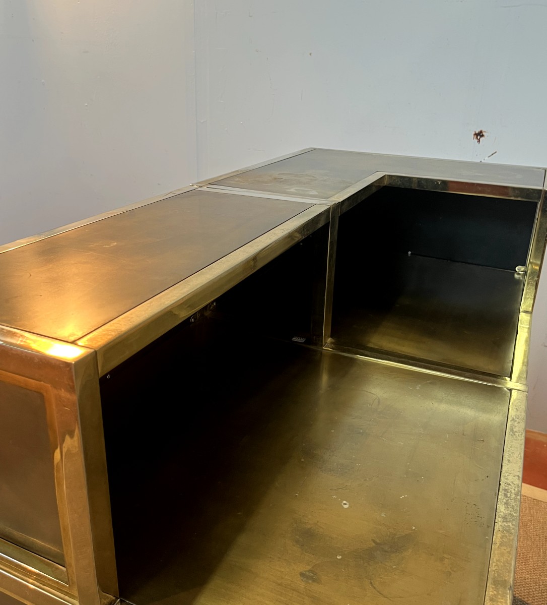 Maison JANSEN  Bar comptoir composé de deux modules France 1970-photo-3