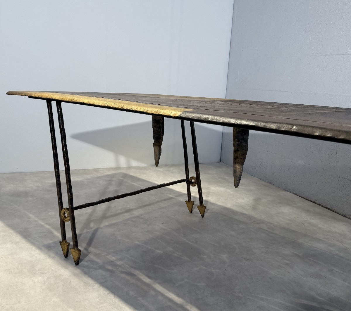 Sculpturale Table à manger de Jean-Jacques ARGUEYROLLES France 1990-photo-1