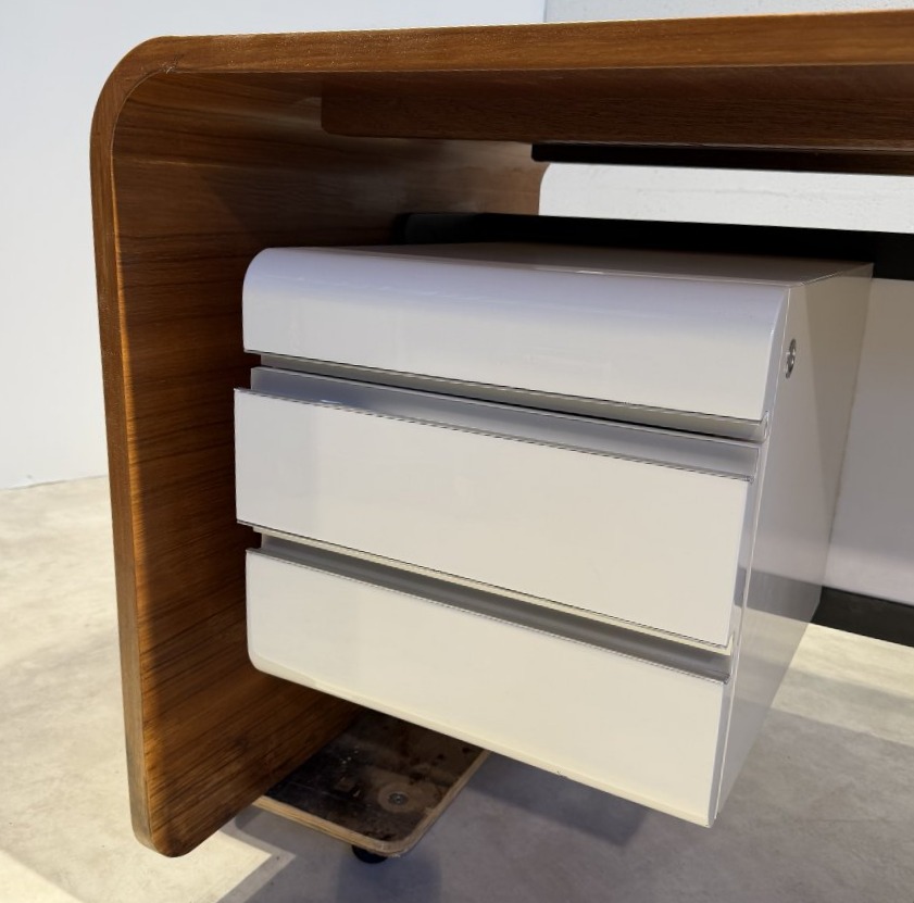 Bureau Michel Boyer (1935-2011) Edition TFM, Mobilier National, circa 1970.-photo-4