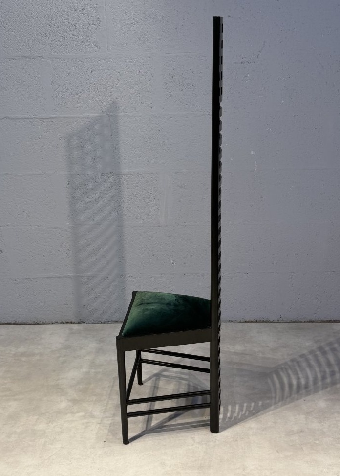 Charles Rennie Mackintosh (1868-1928)  Modèle Hill House   Éditeur Cassina-photo-3