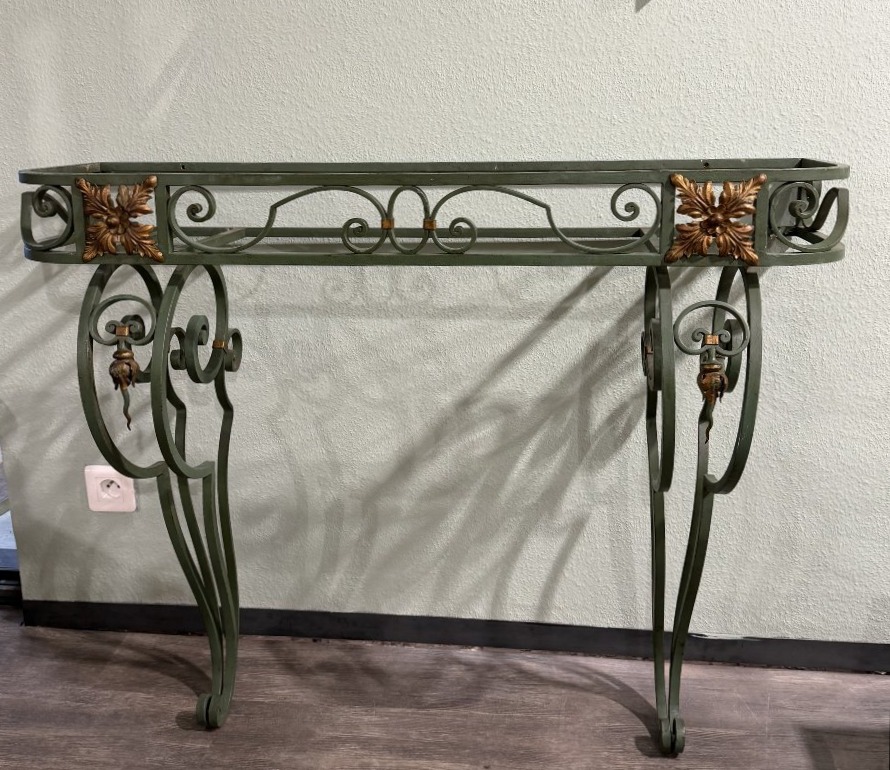 Console d’applique en fer forgé patiné vert et dorures, plateau de marbre, vers 1940-1950-photo-5