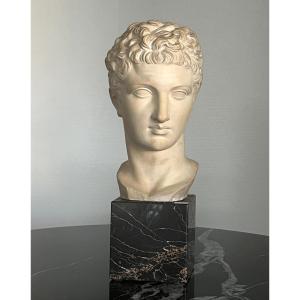 Buste en terre cuite sur socle en marbre par Guglielmo PUGI (1850-1915)