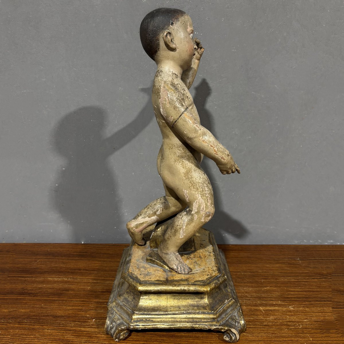 Sculpture En Bois Du XVIIIe Siècle l'Enfant Jésus Bénissant-photo-1
