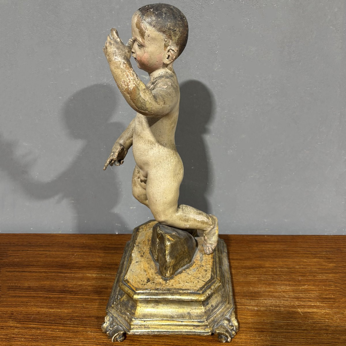 Sculpture En Bois Du XVIIIe Siècle l'Enfant Jésus Bénissant-photo-3