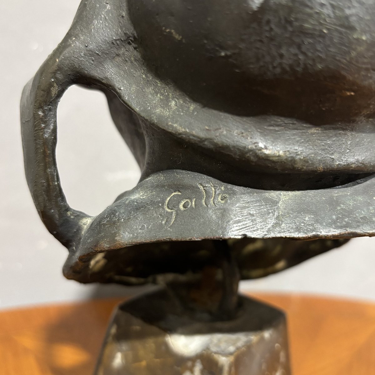 Sculpture antique en bronze signée Gatto-photo-4