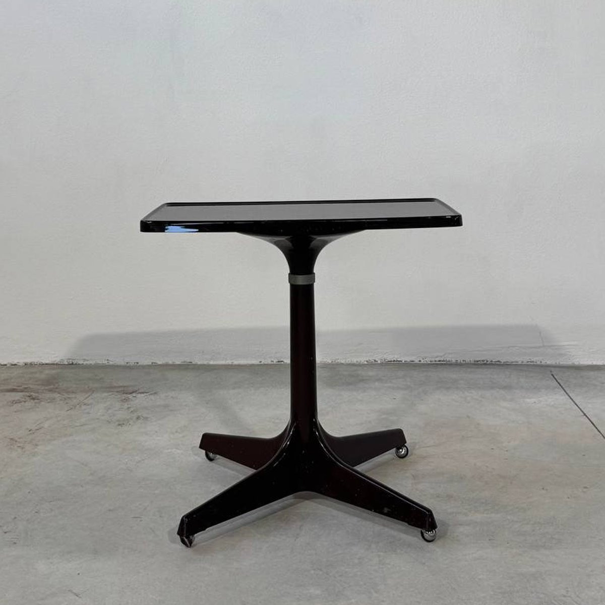 Table basse trolley produite par Kastilia-photo-5