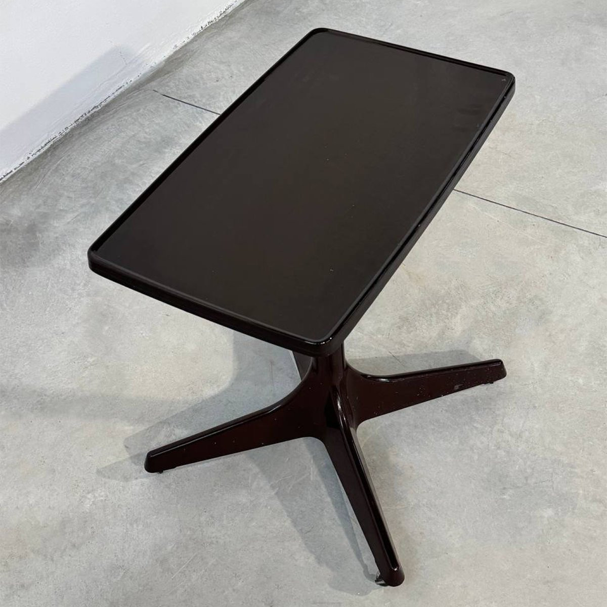 Table basse trolley produite par Kastilia-photo-6