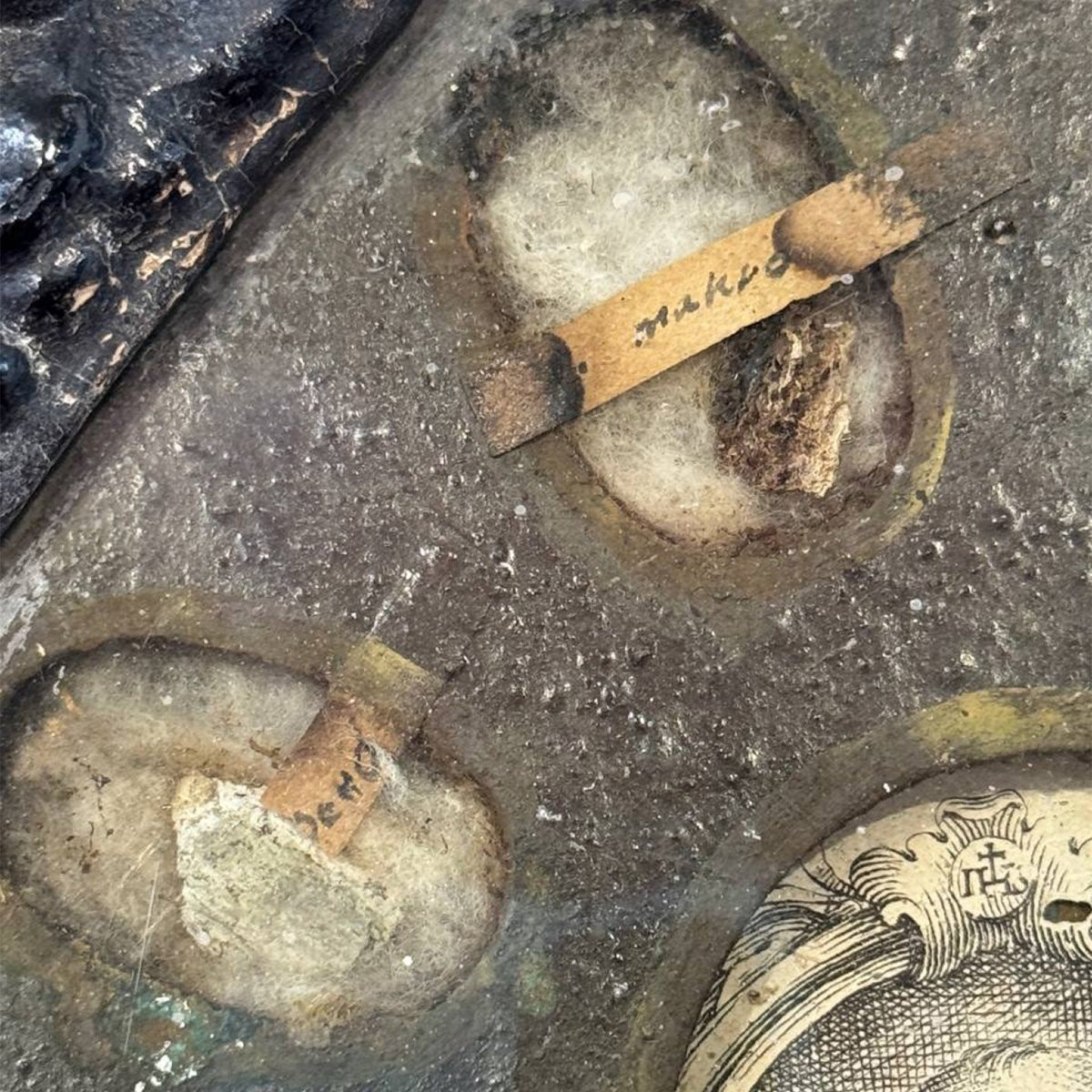 Octagonal Reliquary With Relics And Saint Francis Borgia, 17th–18th Century-photo-2