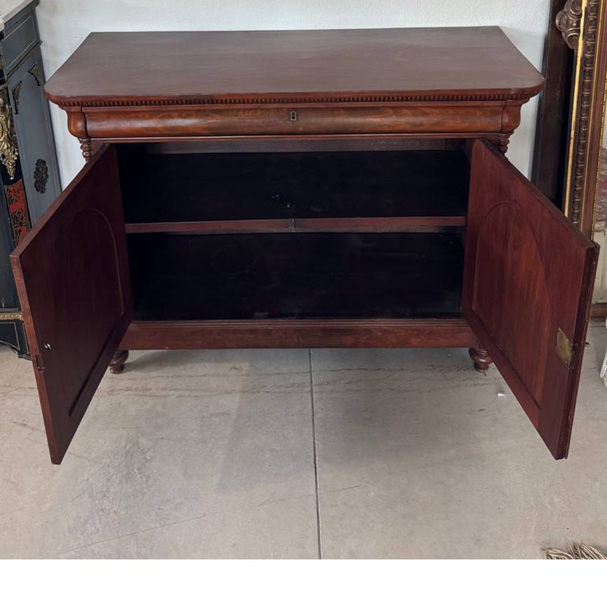 Two-door Sideboard In Mahogany Veneer-photo-3