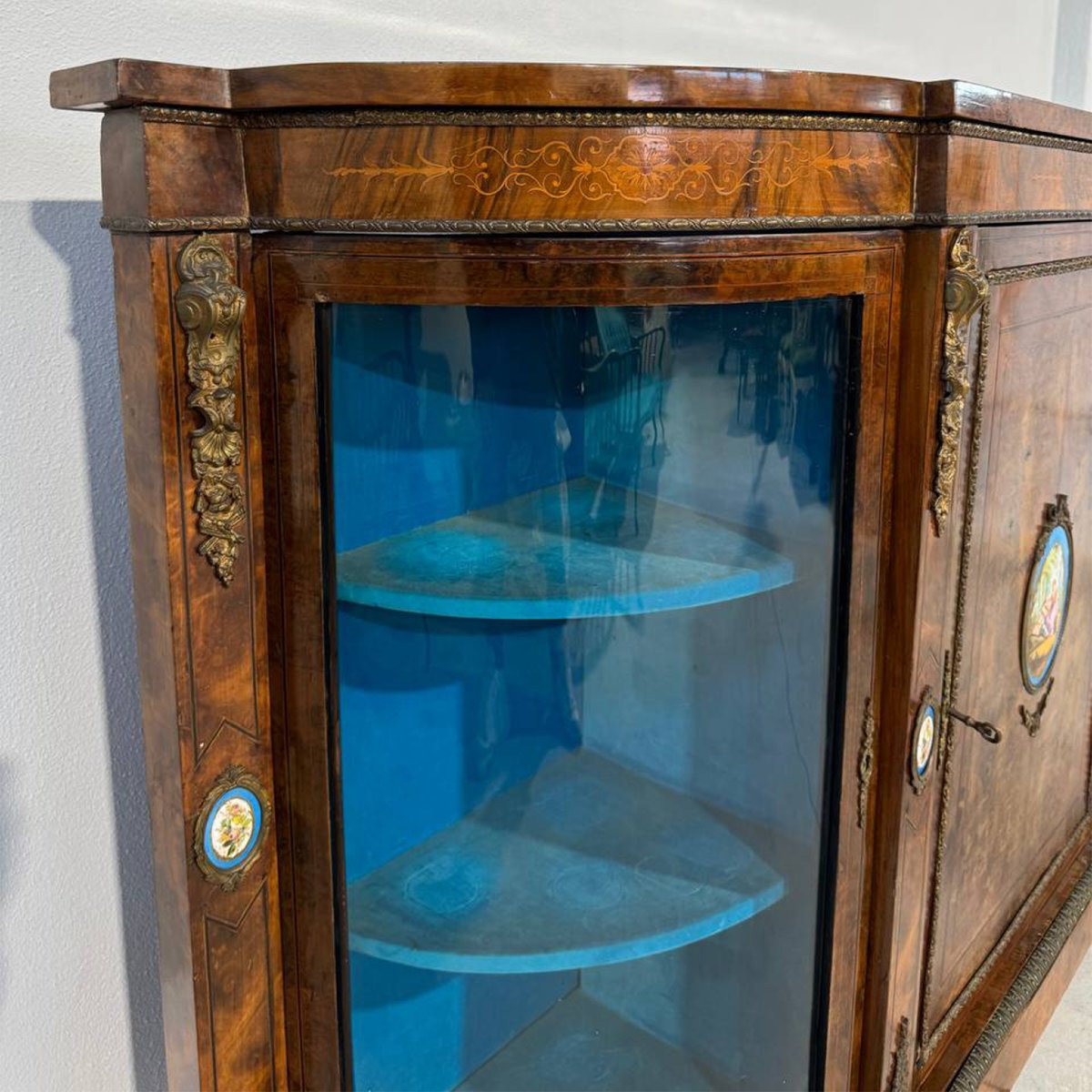 Elegant Victorian Three-door Sideboard With A Sèvres Plaque-photo-6