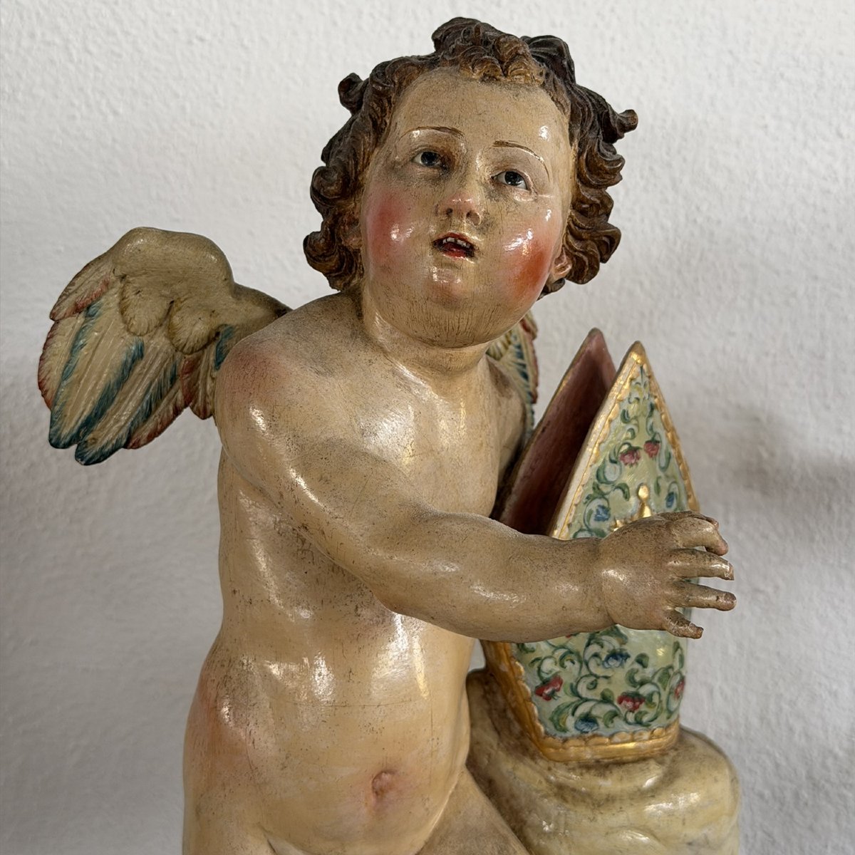 Ancienne et rare paire d'anges ailés polychromes avec mitre – Naples, XVIIIe siècle-photo-2