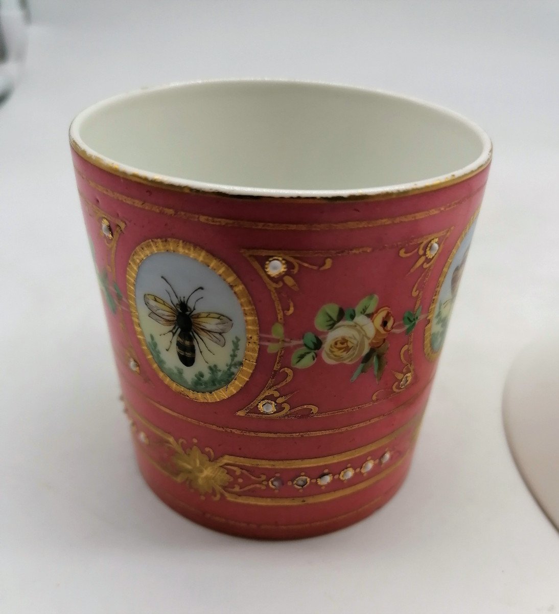 Tasse En Porcelaine Aux Papillons - Sèvres XIXème-photo-1