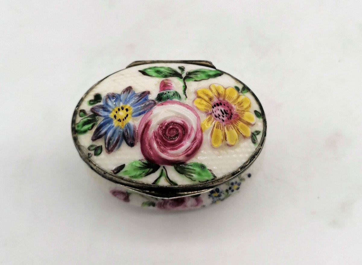 Small Porcelain Box From Mennecy, 1756-1762-photo-2