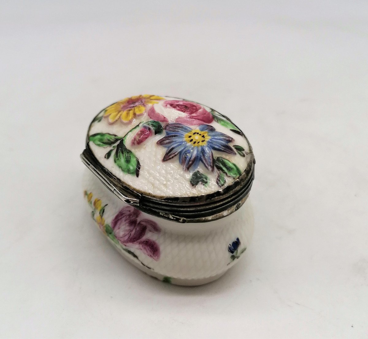 Small Porcelain Box From Mennecy, 1756-1762-photo-4