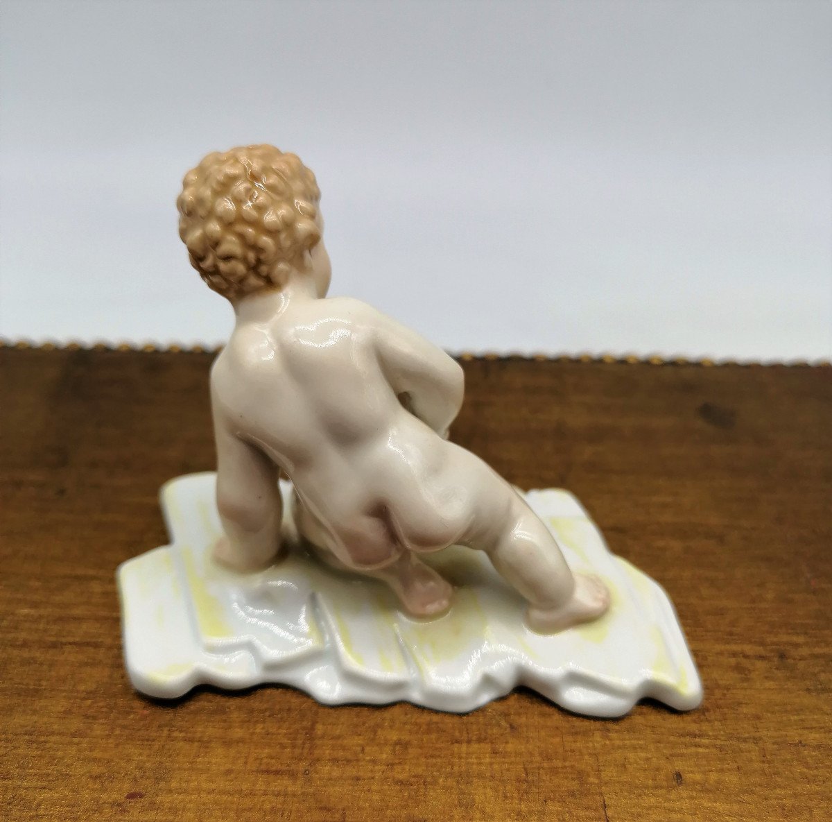 Pair Of Porcelain Putti From Berlin Kpm Nineteenth-photo-2