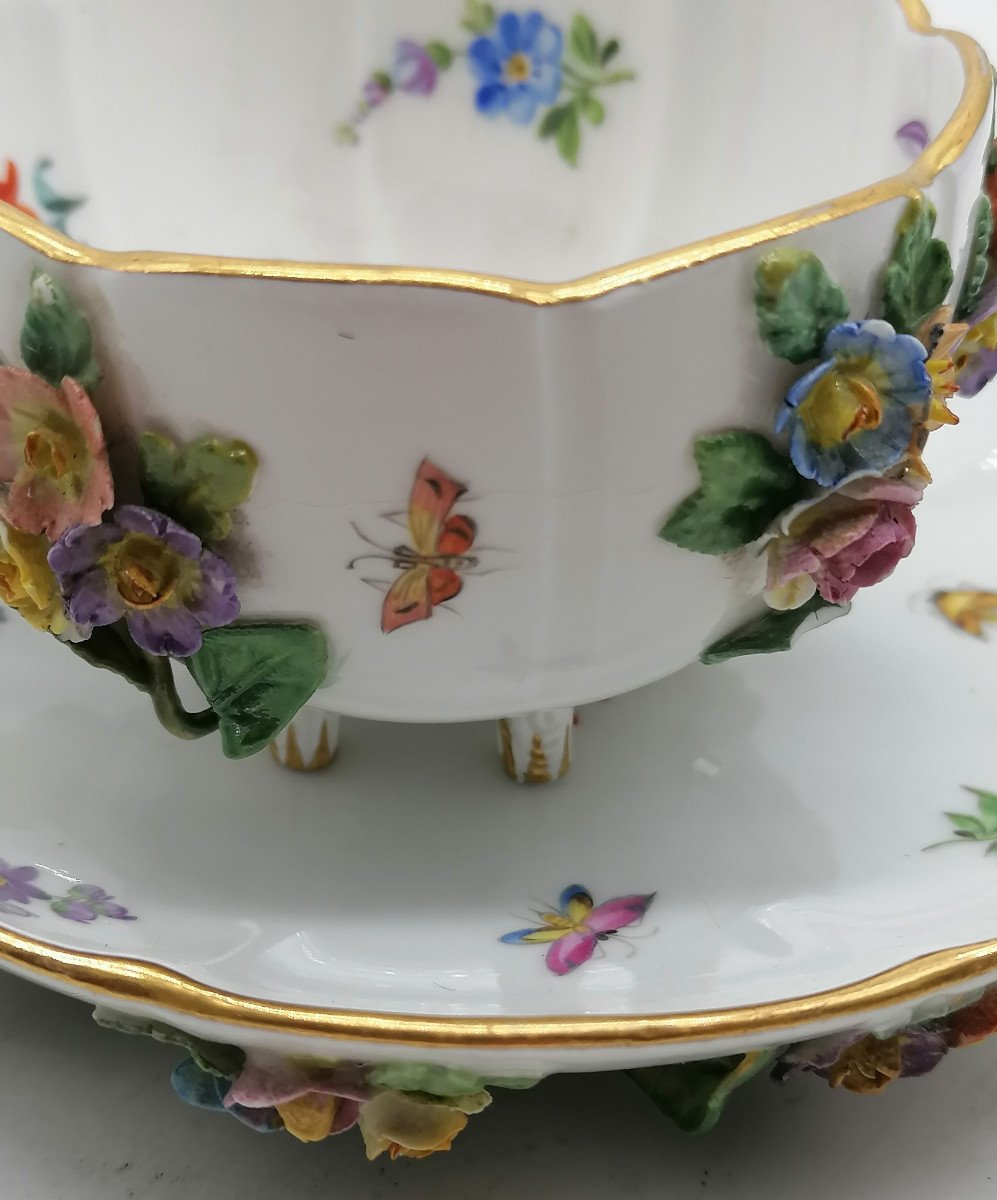 19th Century Meissen Porcelain Cup-photo-2