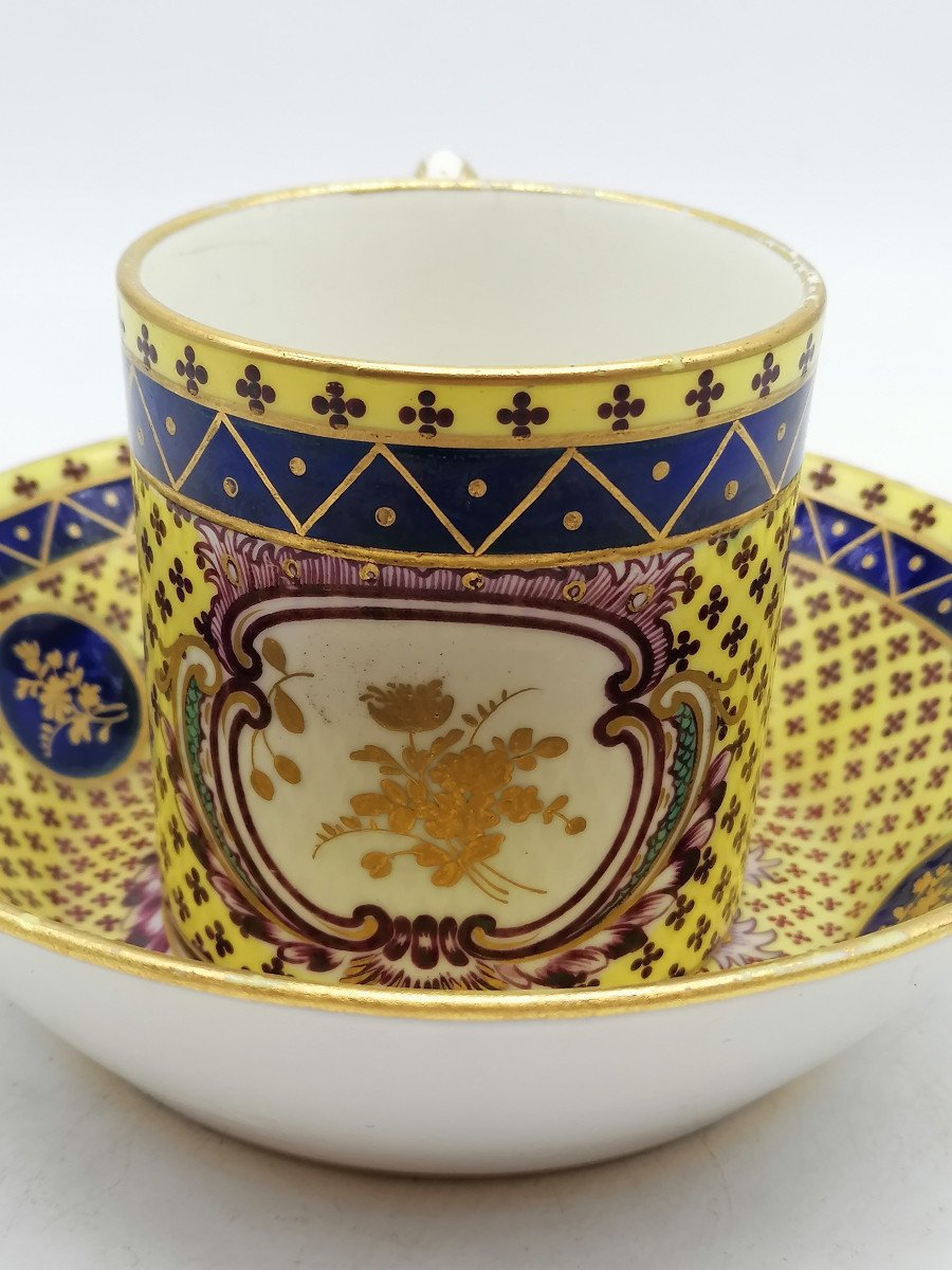 Tasse En Porcelaine XVIII-xixème-photo-3