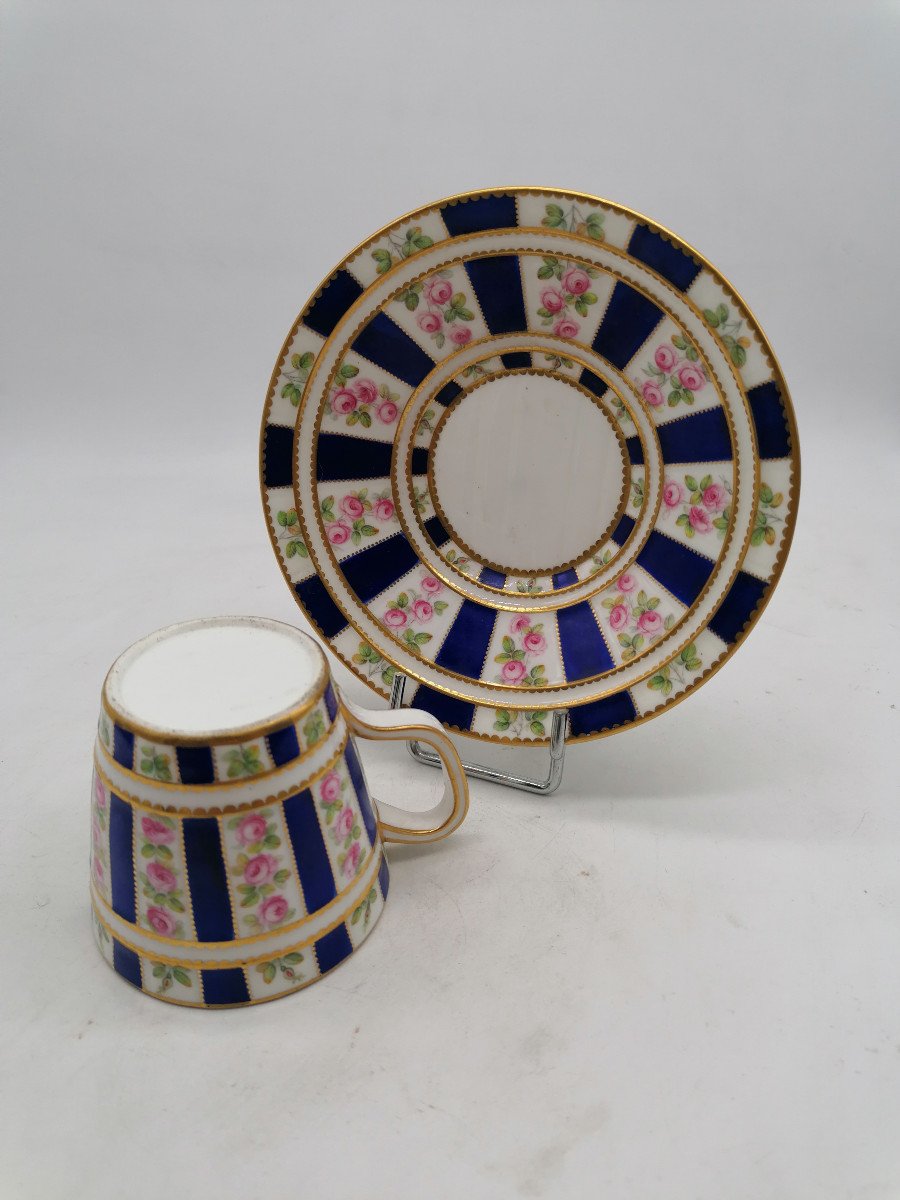 Tasse En Porcelaine XIXème-photo-1