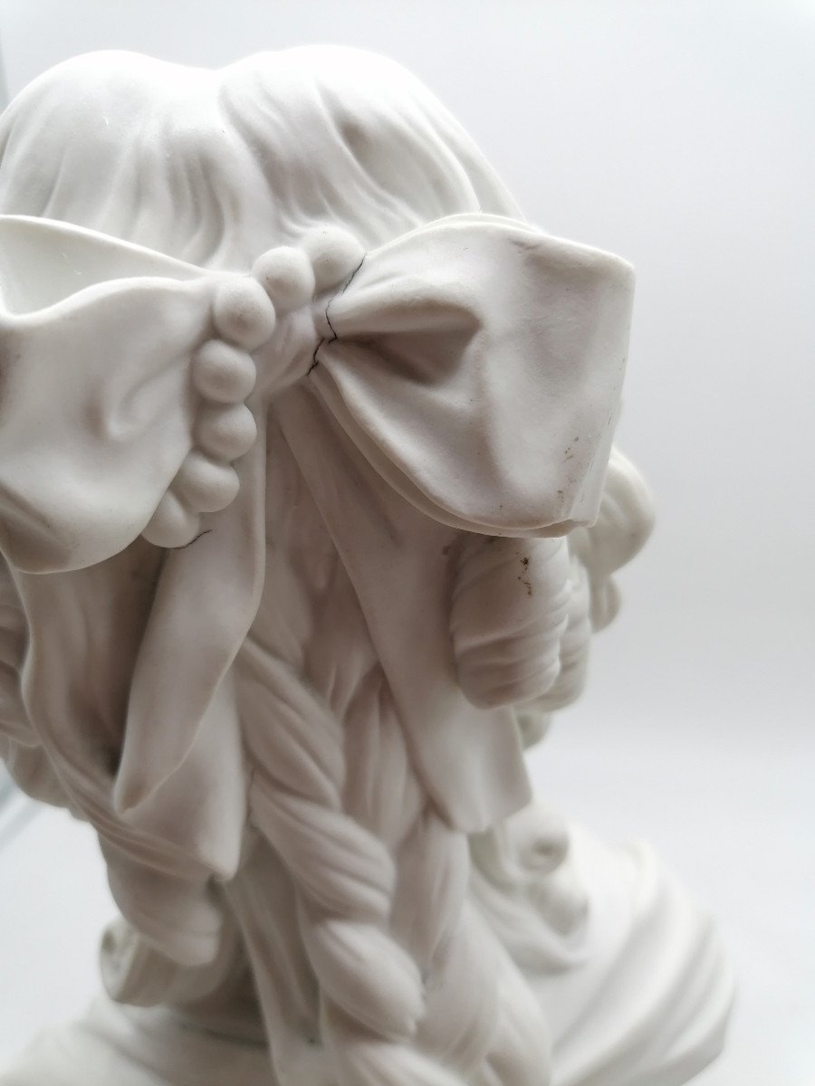 Porcelain Bust Of Marie Antoinette- Sèvres-photo-5