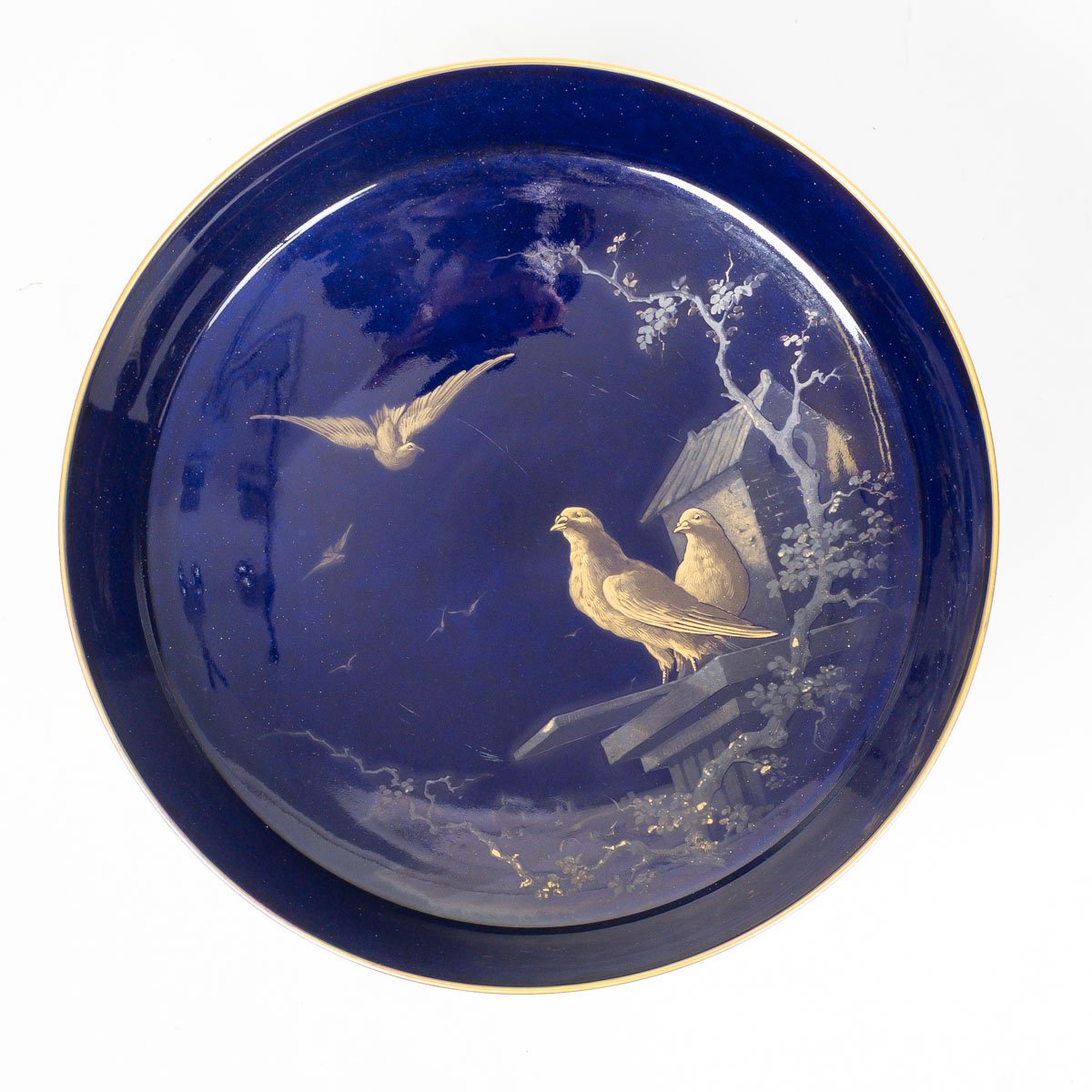 Large Footed Sèvres Porcelain Bowl With Gold Decoration On A Blue Background-photo-4