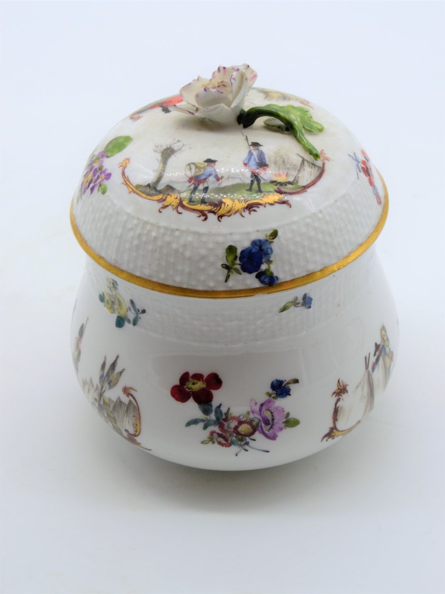 Porcelain Juice Jar Military Decor - Meissen XVIII