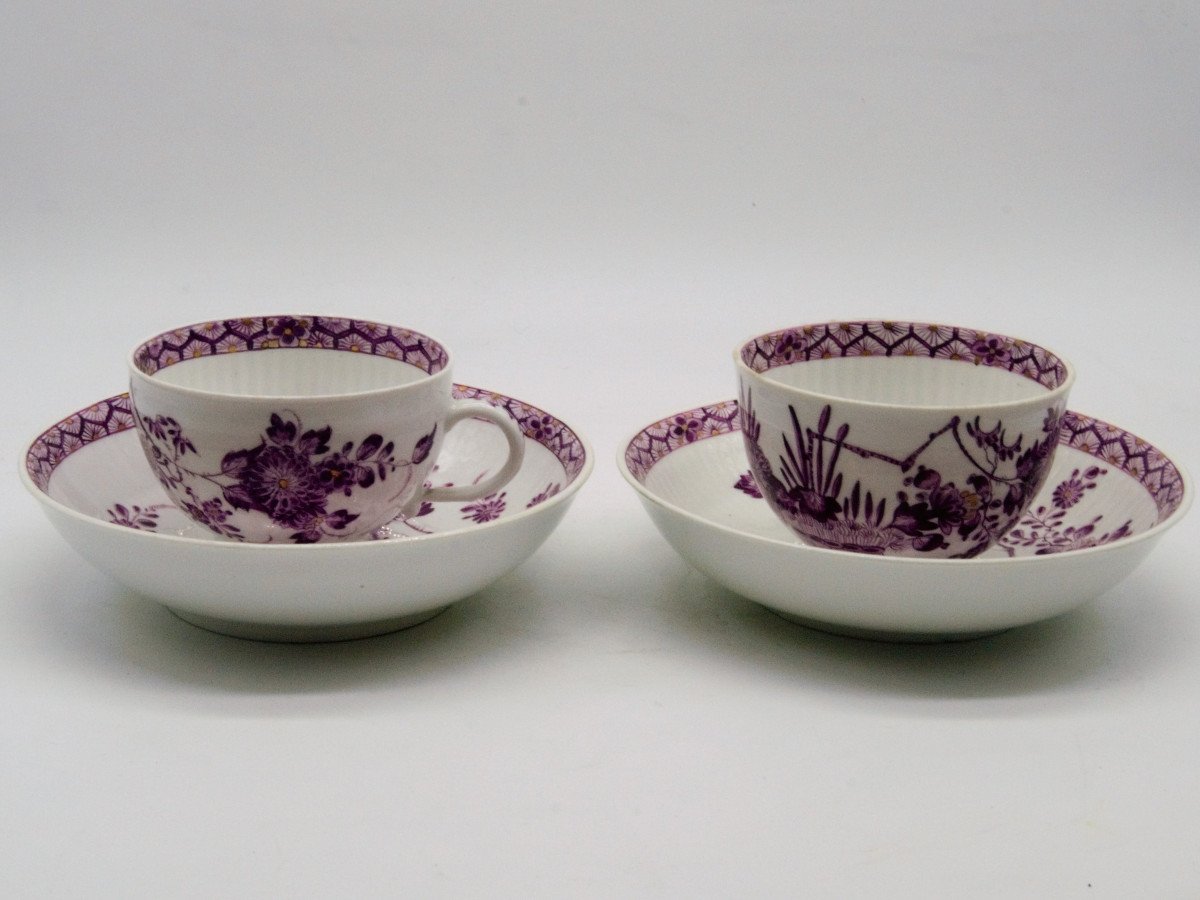 Paire De Tasses En Porcelaine De Meissen XVIIIème