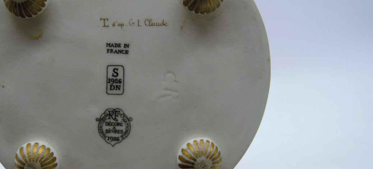 Pendulette En Porcelaine De Sèvres - 1926-photo-1